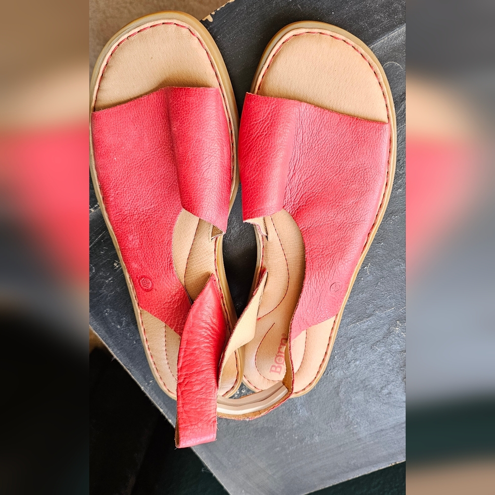 Born Red Leather Women's Sandals 10